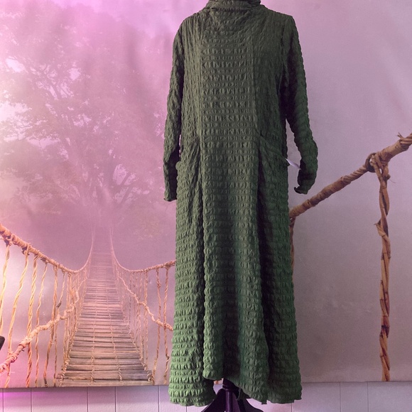 IC Collection Bubble Check Pucker Woven Mock Neck 3/4 Sleeve Dress HUNTER GREEN - Picture 6 of 9